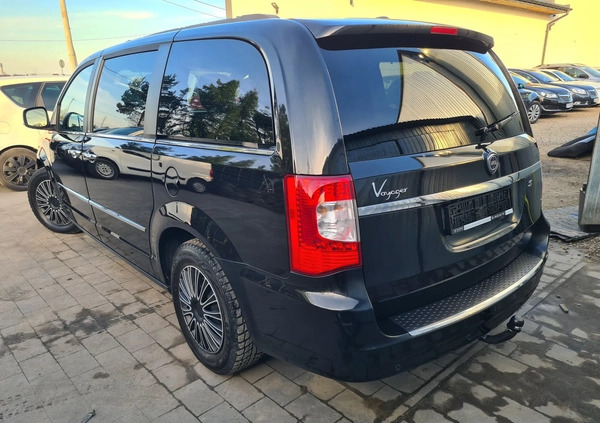 Lancia Voyager cena 61999 przebieg: 200473, rok produkcji 2014 z Miłakowo małe 781